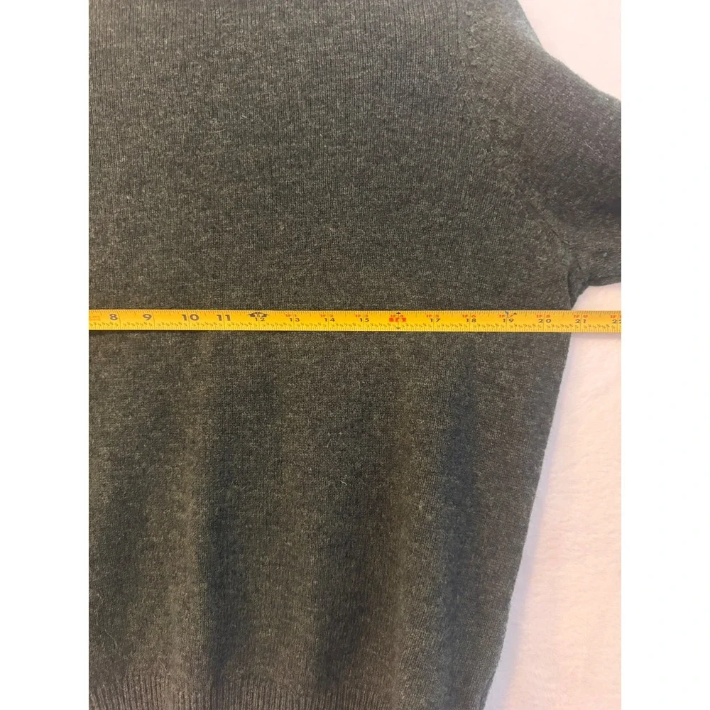 J. Crew Mens Hunter Green 100% Lambswool Crewneck Sweater Size M 07939 HO14